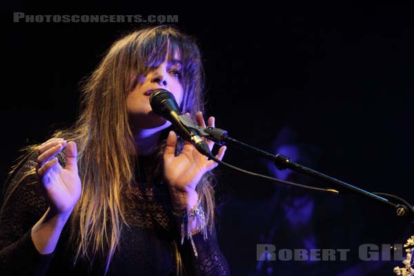 JULIA STONE - 2012-04-24 - PARIS - Cafe de la Danse - 